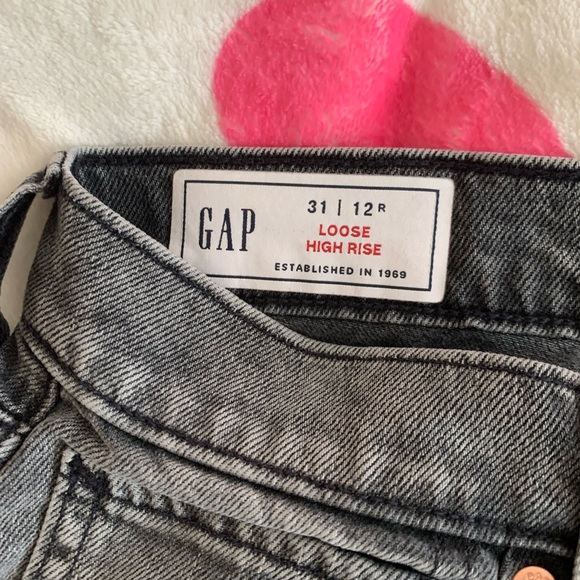 GAP DENIM MOM JEANS - Picture 1 of 5